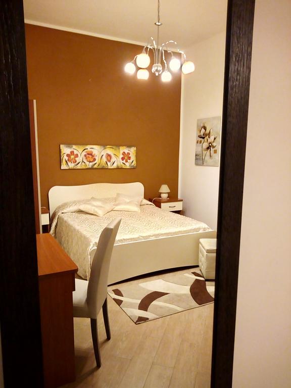 Bed and Breakfast L'Oasi Del Porto Trapani Exterior foto